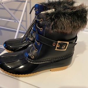 Rain boots. Duck boots